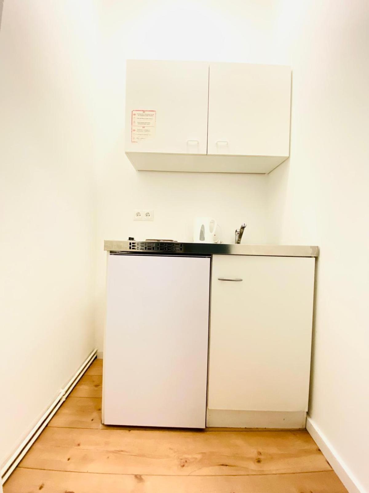 8 Fully Equipped Studio Shared Apt W Terrace Margareten Відень Екстер'єр фото