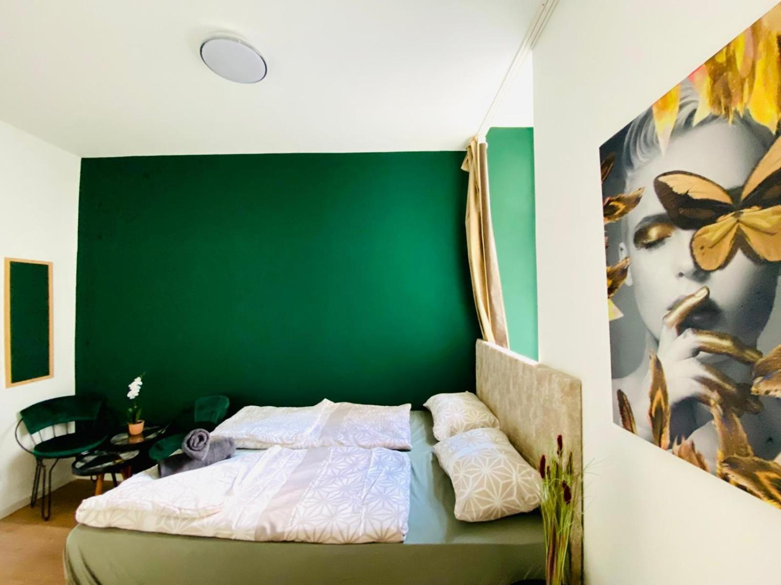 8 Fully Equipped Studio Shared Apt W Terrace Margareten Відень Екстер'єр фото