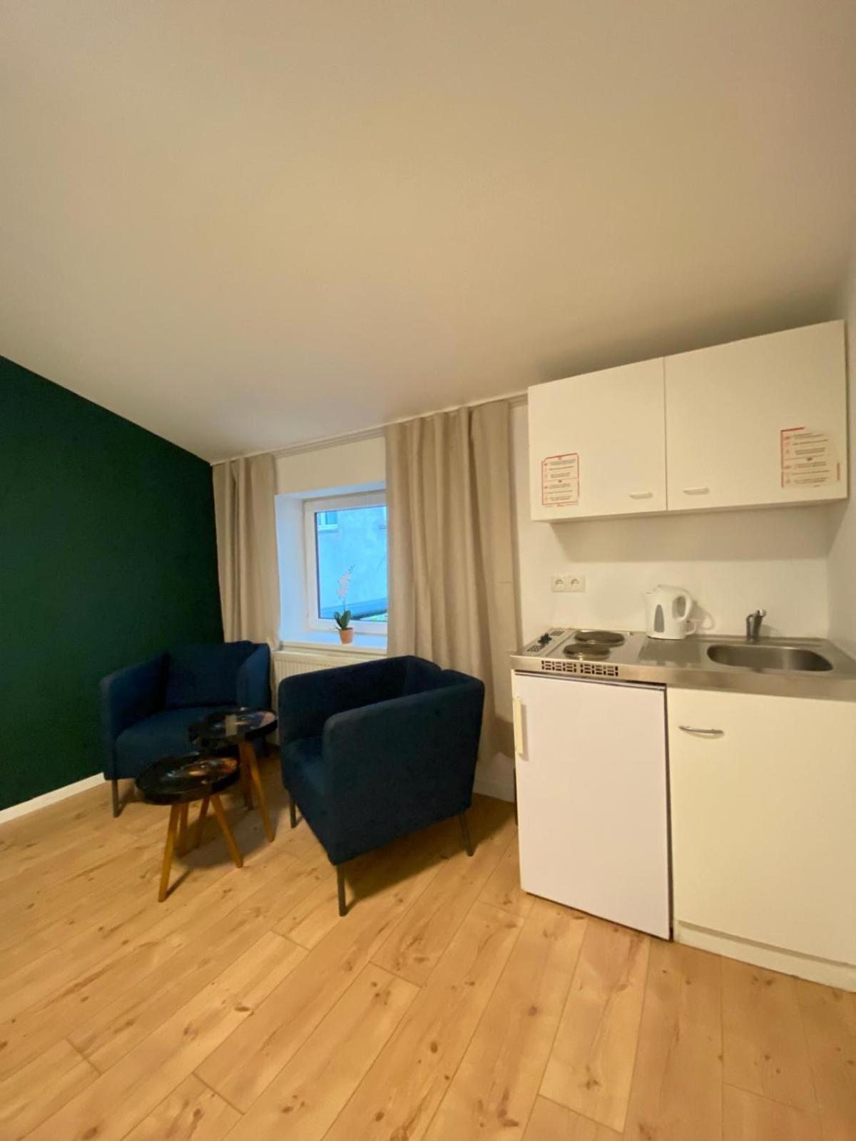 8 Fully Equipped Studio Shared Apt W Terrace Margareten Відень Екстер'єр фото