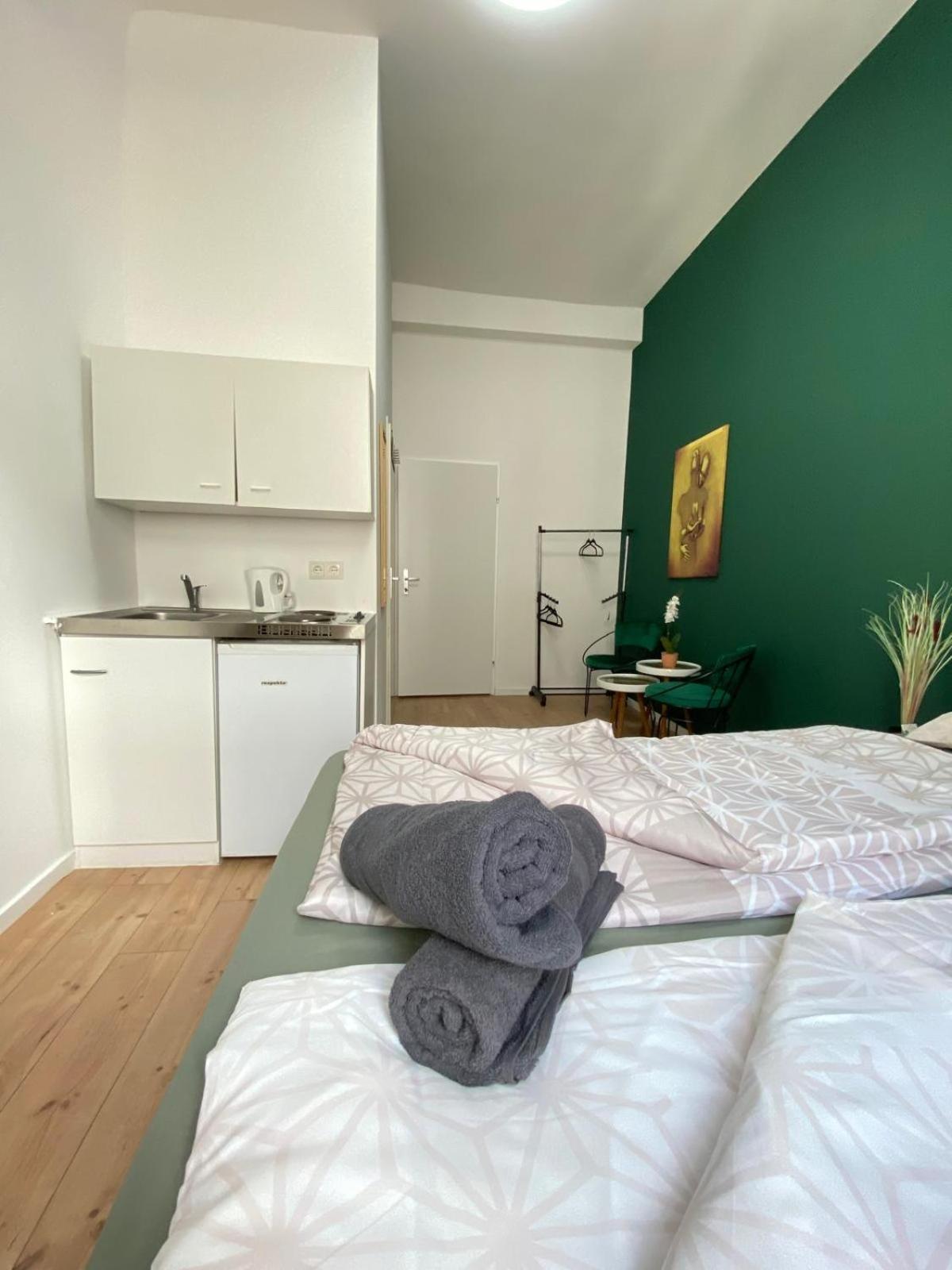 8 Fully Equipped Studio Shared Apt W Terrace Margareten Відень Екстер'єр фото