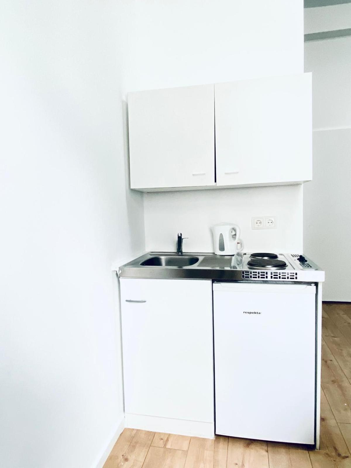 8 Fully Equipped Studio Shared Apt W Terrace Margareten Відень Екстер'єр фото